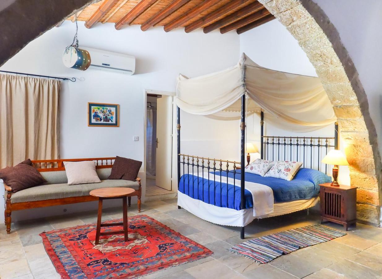 Zoes Traditional Apartments, Bed & Breakfast Larnaca Exteriér fotografie
